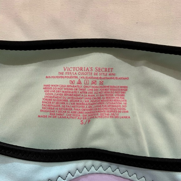 Victoria's Secret flirt bandeau bikini - Picture 7 of 8